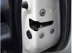 CERRADURA PUERTA TRASERA DERECHA 