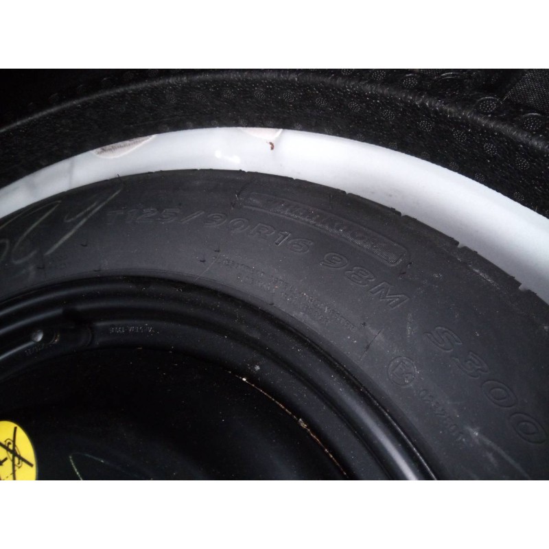 Recambio de neumatico repuesto para ford focus lim. (cb8) trend referencia OEM IAM 125/90/16  