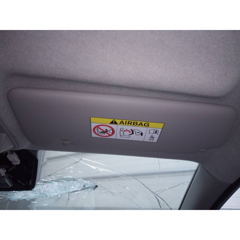 Recambio de parasol derecho para renault zoe bose referencia OEM IAM   