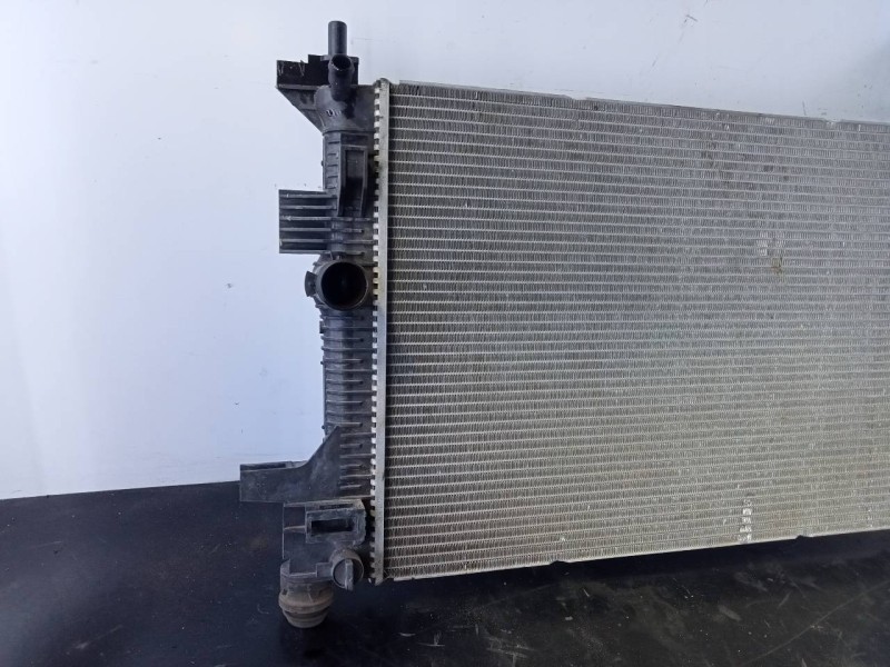 Recambio de radiador agua para ford focus lim. (cb8) trend referencia OEM IAM CV618C342  P2-A6-14