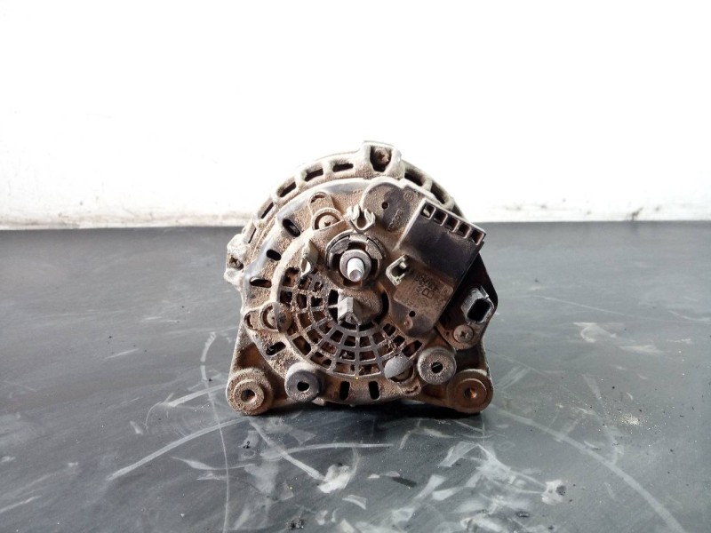 Recambio de alternador para nissan qashqai (j11) acenta referencia OEM IAM 231004BE0B R000BL0814 P3-B4-17-2