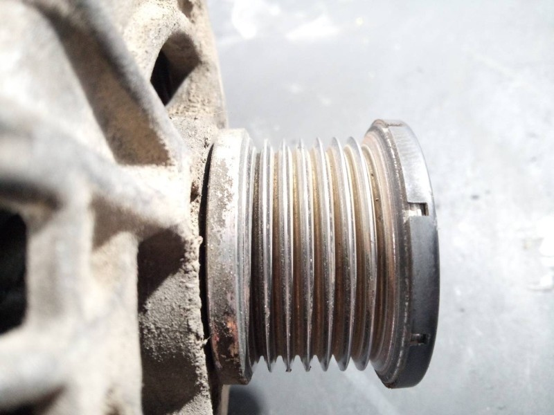 Recambio de alternador para nissan qashqai (j11) acenta referencia OEM IAM 231004BE0B R000BL0814 P3-B4-17-2