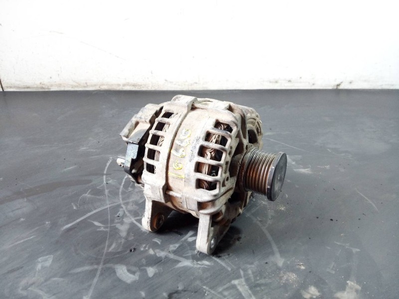 Recambio de alternador para nissan qashqai (j11) acenta referencia OEM IAM 231004BE0B R000BL0814 P3-B4-17-2