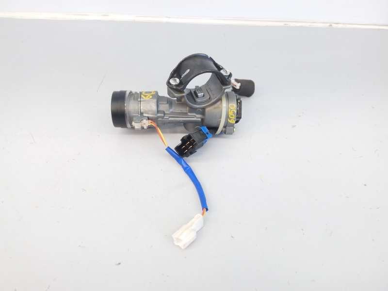Recambio de antirrobo para ssangyong korando crystal 4x2 referencia OEM IAM   E1-B3-15-2