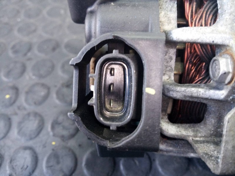 Recambio de alternador para ford ka (ccq) básico referencia OEM IAM 3730003355 2622650 P3-A5-14-3