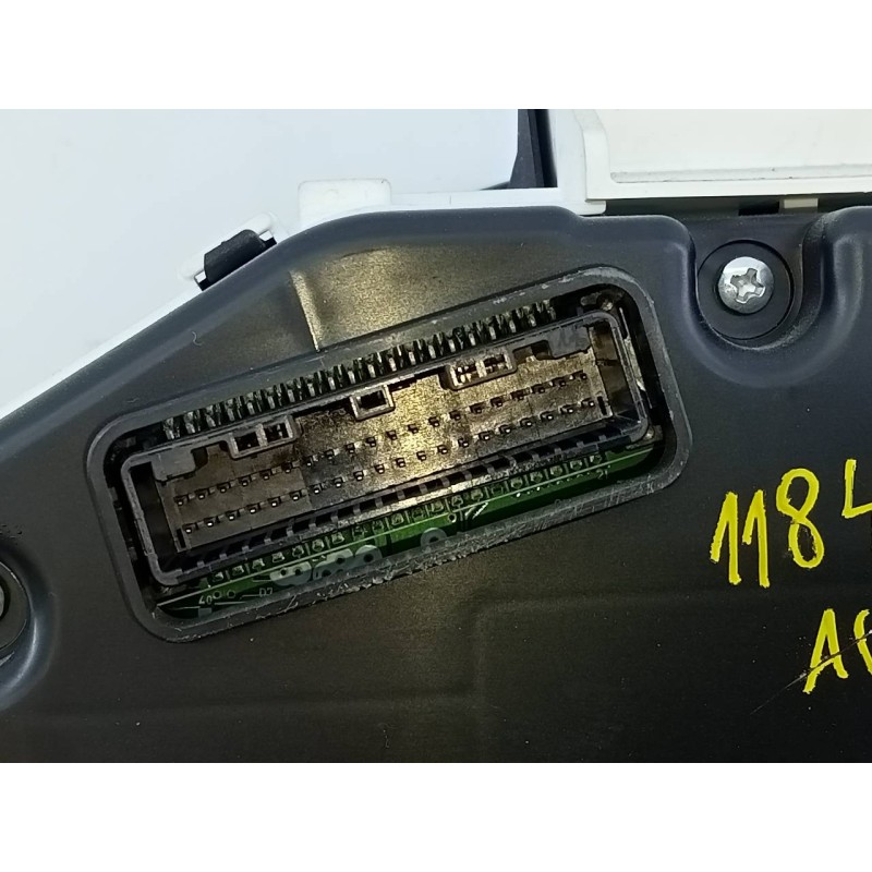 Recambio de cuadro instrumentos para toyota auris hybrid advance referencia OEM IAM 838000ZN50 MB2574602263 E3-B2-19-1