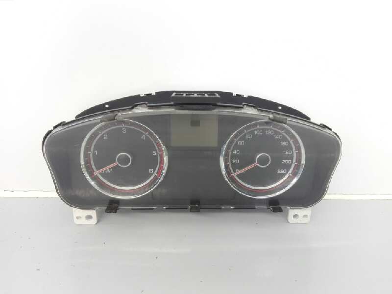 Recambio de cuadro instrumentos para ssangyong korando crystal 4x2 referencia OEM IAM 8021034050 11001772500S E3-A3-18-3