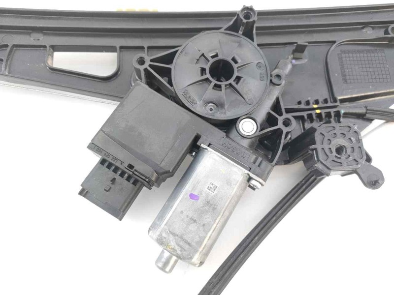 Recambio de elevalunas delantero derecho para peugeot 5008 active referencia OEM IAM 9811791280 0130824068 E1-A4-36-1