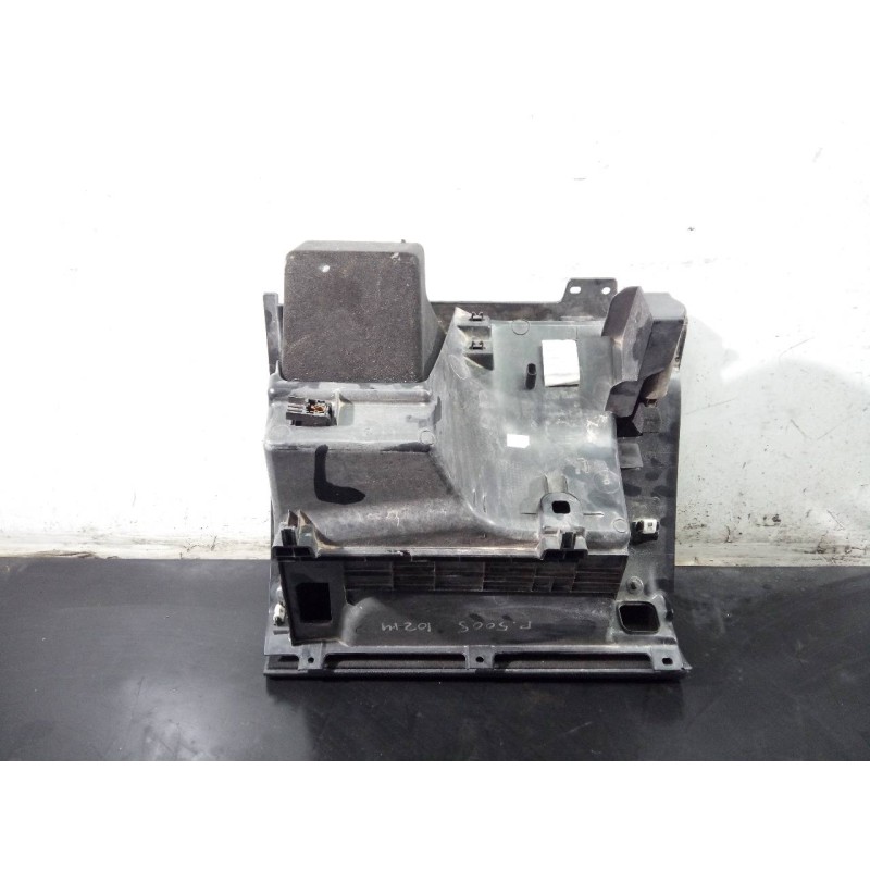 Recambio de guantera para peugeot 5008 active referencia OEM IAM   P2-A3-7