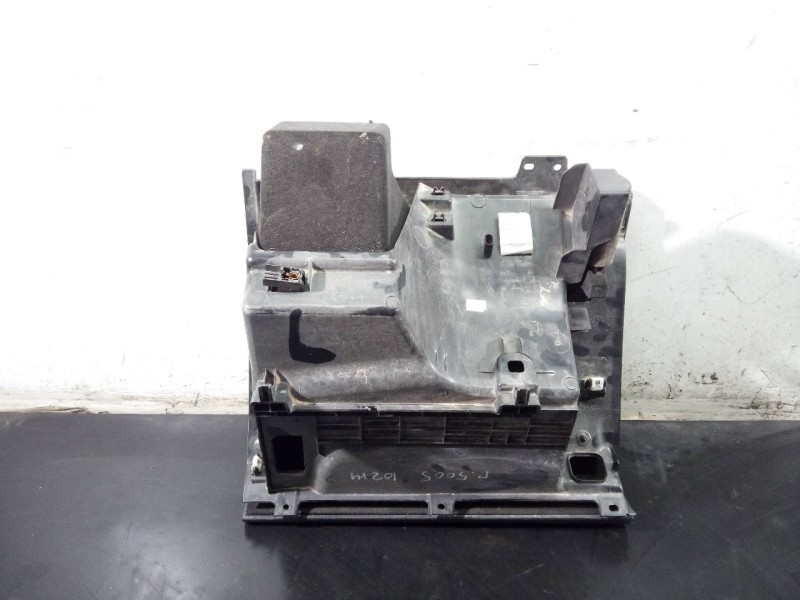 Recambio de guantera para peugeot 5008 active referencia OEM IAM   P2-A3-7