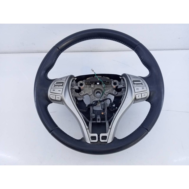 Recambio de volante para nissan qashqai (j11) acenta referencia OEM IAM   E2-A4-54-1