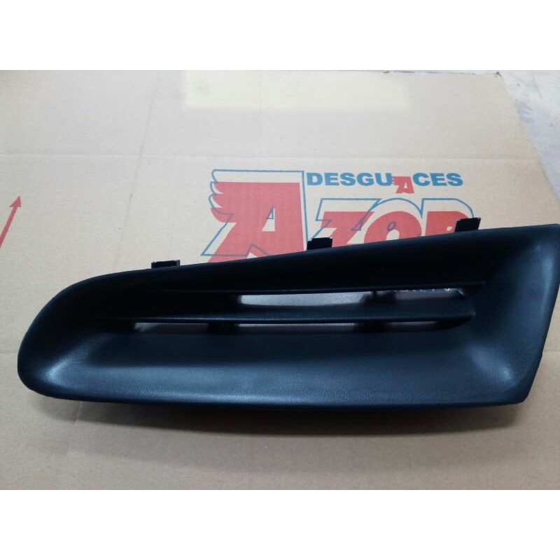 Recambio de rejilla paragolpes izquierda para renault clio iii referencia OEM IAM RN3252004 NUEVO T2-1-B1-4