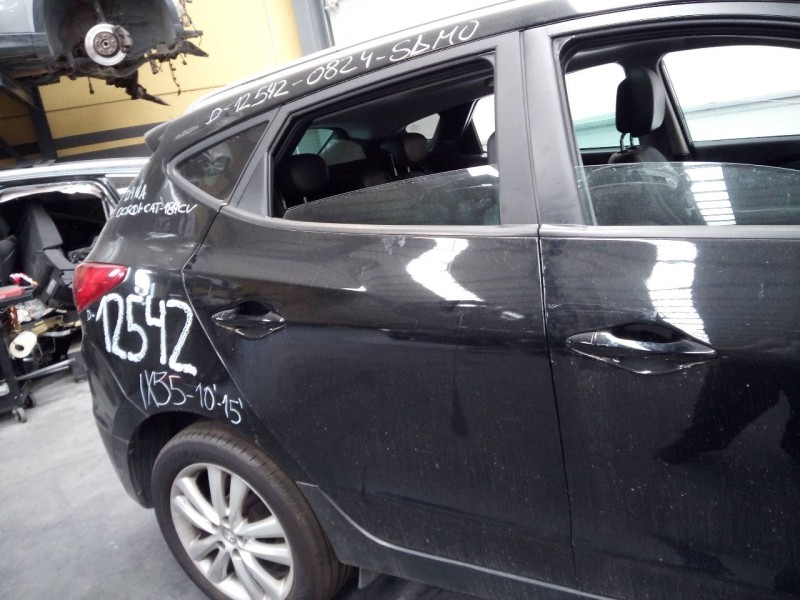 Recambio de puerta trasera derecha para hyundai ix35 style awd referencia OEM IAM   