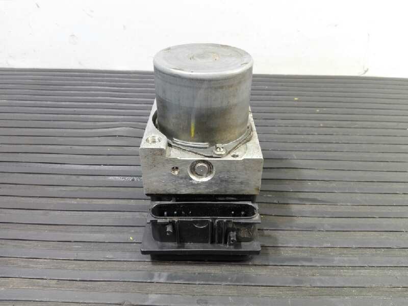 Recambio de abs para renault megane ii familiar authentique referencia OEM IAM 8200038695 0265231300 P3-A8-27-2