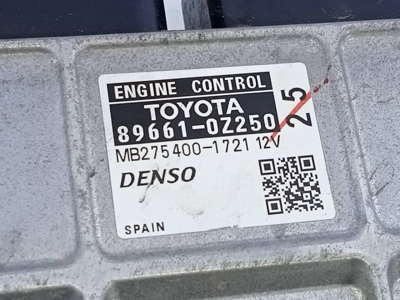 Recambio de centralita motor uce para toyota auris hybrid advance referencia OEM IAM 896610Z250 MB2754001721 E3-B2-19-1