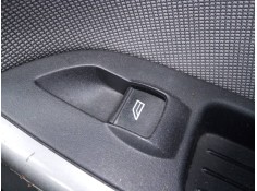 MANDO ELEVALUNAS DELANTERO DERECHO 