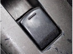 MANDO ELEVALUNAS DELANTERO DERECHO 