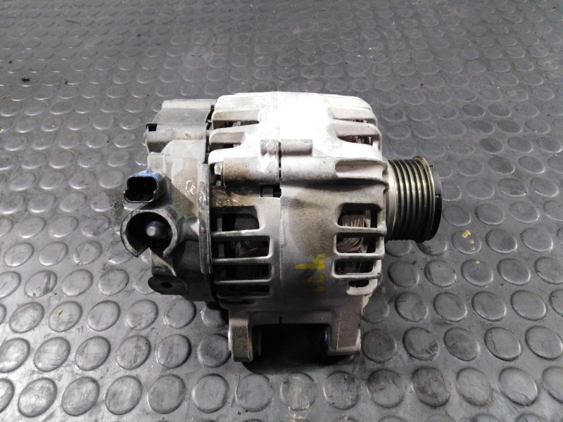 Recambio de alternador para citroën c4 cactus feel referencia OEM IAM 9818677980  P3-B6-25-3