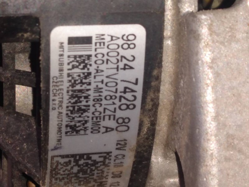 Recambio de alternador para peugeot 5008 active referencia OEM IAM 9824742980  P3-B5-2-3