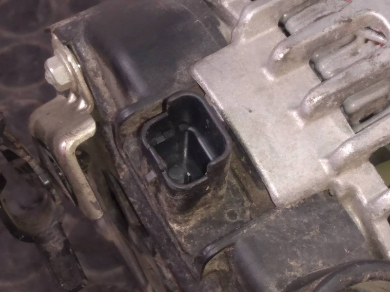 Recambio de alternador para peugeot 5008 active referencia OEM IAM 9824742980  P3-B5-2-3