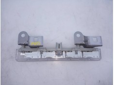 Recambio de luz central de freno para toyota auris hybrid advance referencia OEM IAM    2