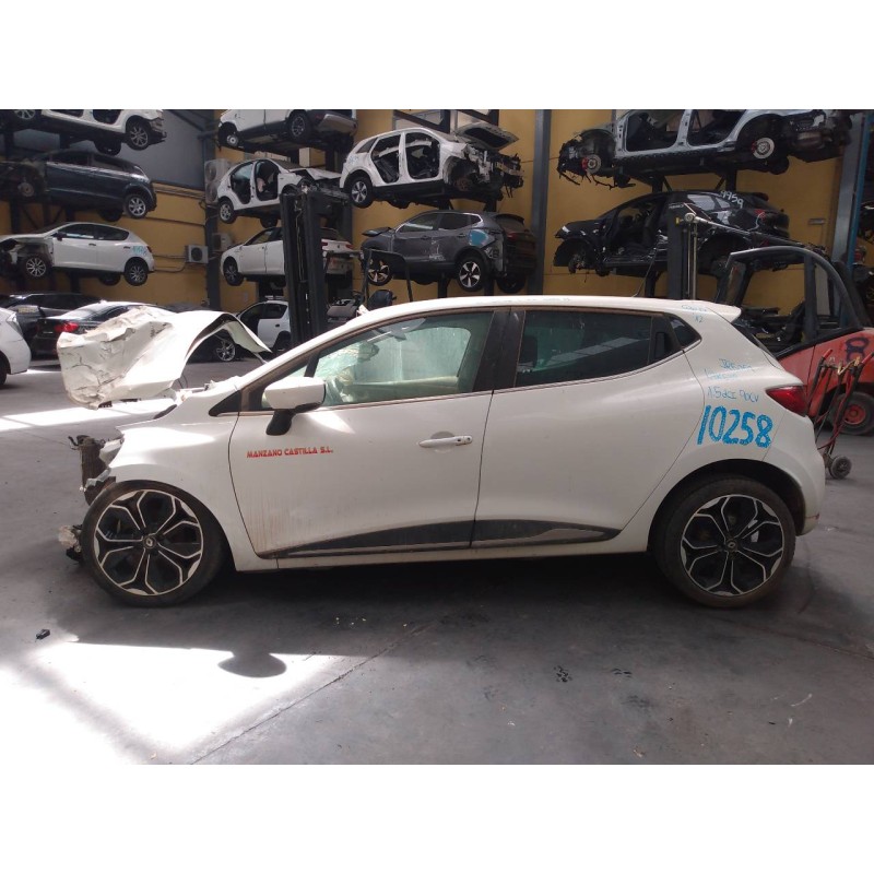 renault clio iv del año 2012