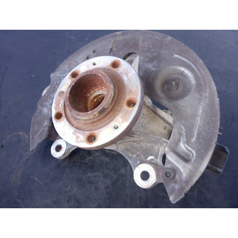 Recambio de mangueta delantera derecha para peugeot 5008 active referencia OEM IAM   P1-A4-13