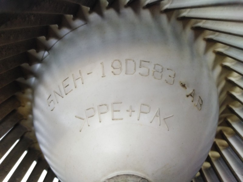 Recambio de ventilador calefaccion para nissan pathfinder (r51) 2.5 dci xe referencia OEM IAM 5NEH19G583AB  E3-B4-42-2