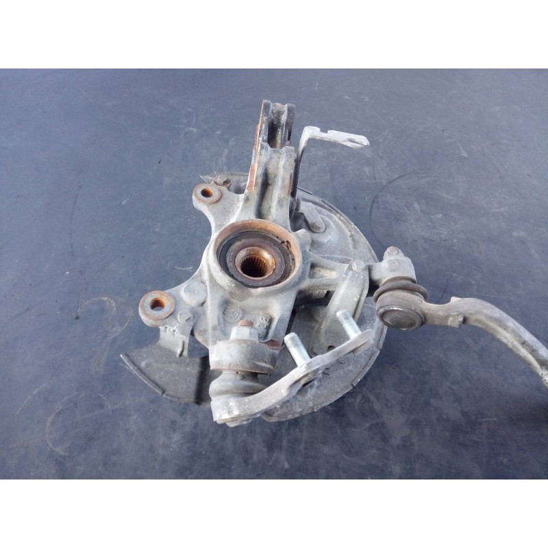 Recambio de mangueta delantera derecha para peugeot 5008 active referencia OEM IAM   P1-A4-13