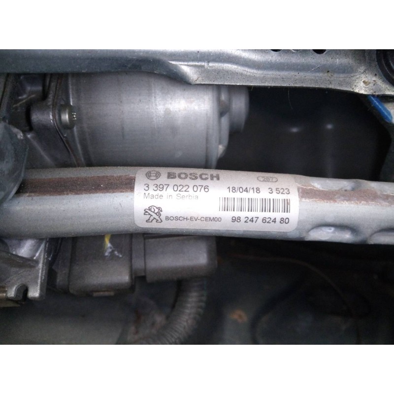 Recambio de motor limpia delantero para peugeot 5008 active referencia OEM IAM 9624762480  