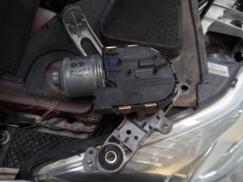 Recambio de motor limpia delantero para ford focus lim. (cb8) trend referencia OEM IAM BM5117504BJ 131584627211 