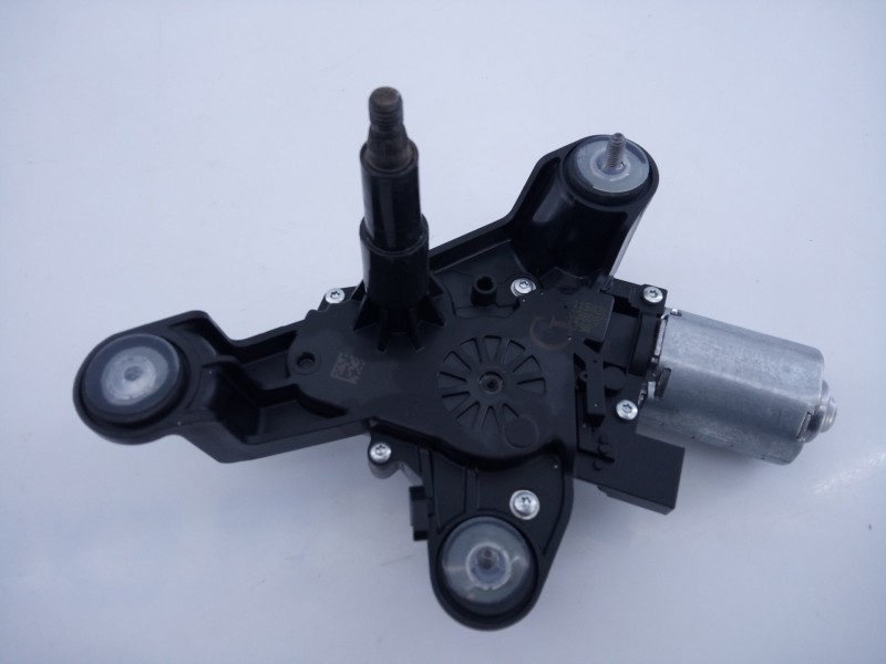 Recambio de motor limpia trasero para peugeot 5008 active referencia OEM IAM 0390205006  E1-A4-4-1