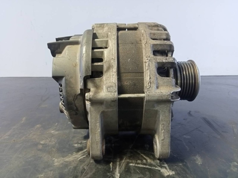 Recambio de alternador para dacia lodgy stepway referencia OEM IAM 231009392R 202442740587220016731 P3-B4-17-3