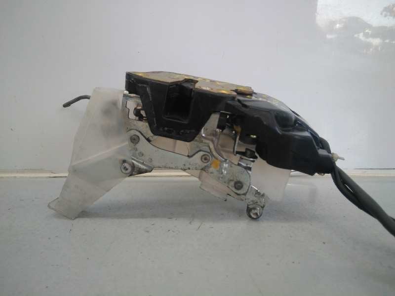 Recambio de cerradura puerta delantera derecha para toyota rav 4 funcruiser (a1) referencia OEM IAM   E2-B4-30-2