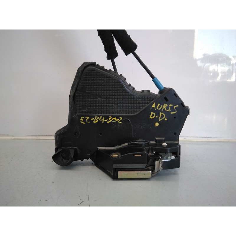 Recambio de cerradura puerta delantera derecha para toyota auris referencia OEM IAM   E2-B4-30-2