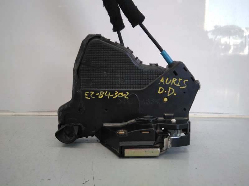 Recambio de cerradura puerta delantera derecha para toyota auris referencia OEM IAM   E2-B4-30-2