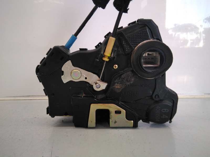 Recambio de cerradura puerta delantera derecha para toyota auris referencia OEM IAM   E2-B4-30-2