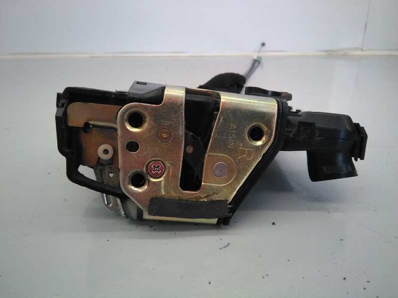 Recambio de cerradura puerta delantera derecha para toyota auris referencia OEM IAM   E2-B4-30-2