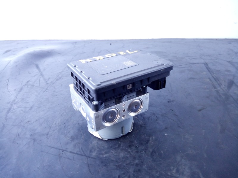 Recambio de abs para dacia sandero iii referencia OEM IAM 476600929R 476604584R P3-A8-19-4