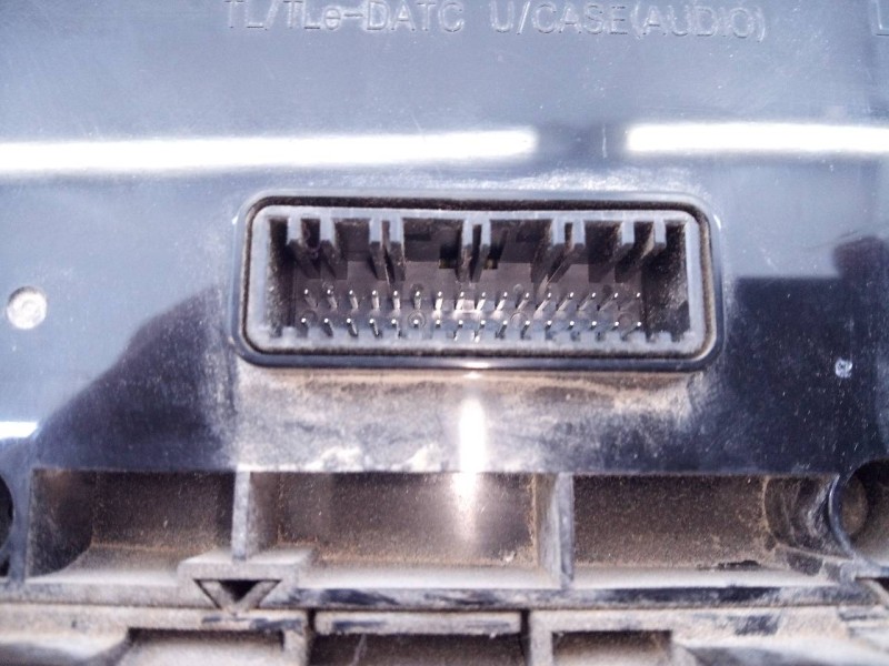 Recambio de mando climatizador para hyundai tucson essence bluedrive 2wd referencia OEM IAM 97250D7210  E3-A3-24-2