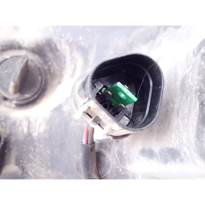 Recambio de faro derecho para hyundai tucson (jm) 2.0 crdi comfort referencia OEM IAM 921022EXXX  E2-B5-48-1