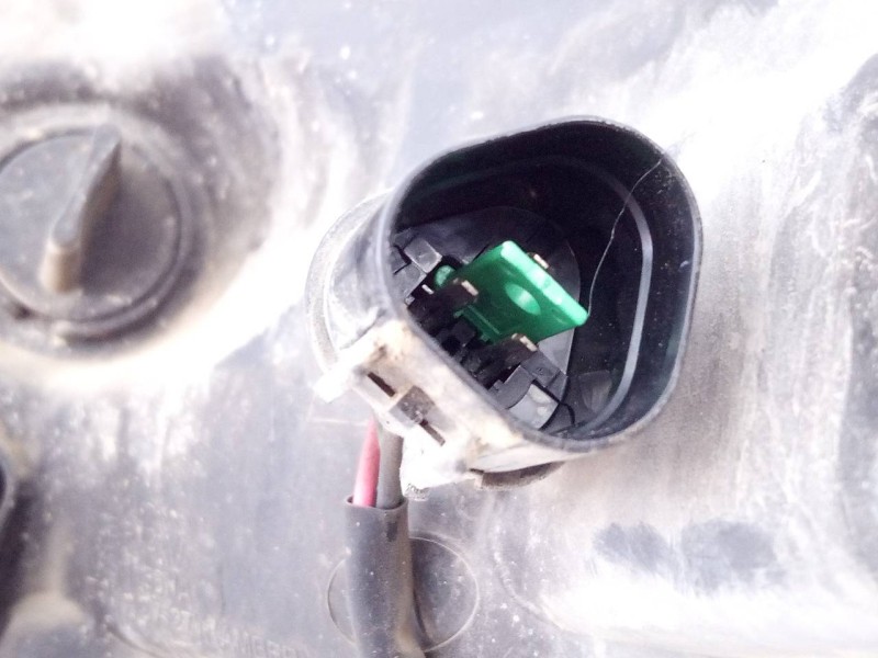 Recambio de faro derecho para hyundai tucson (jm) 2.0 crdi comfort referencia OEM IAM 921022EXXX  E2-B5-48-1