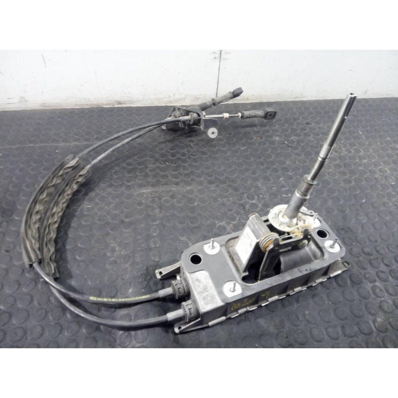 Recambio de palanca cambio para volkswagen tiguan (5n2) t1 bmt referencia OEM IAM 5N0711049Q  P2-A2-9