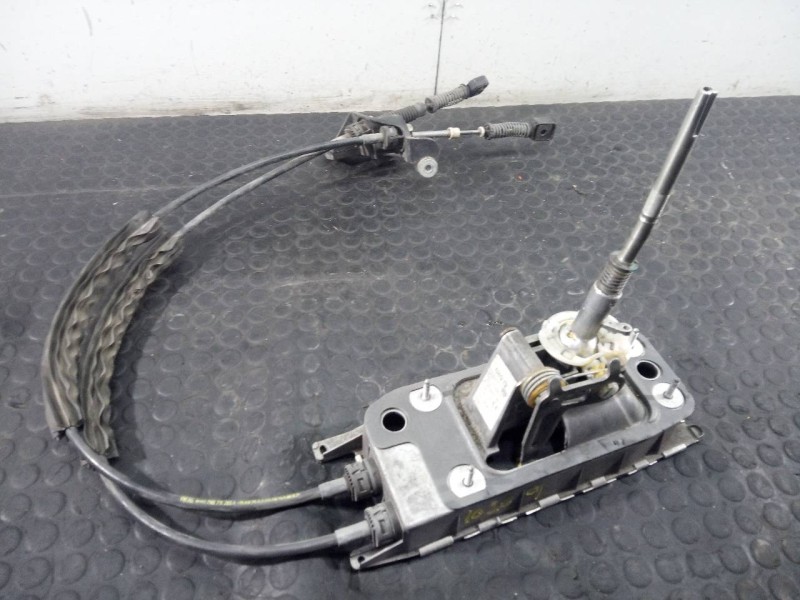 Recambio de palanca cambio para volkswagen tiguan (5n2) t1 bmt referencia OEM IAM 5N0711049Q  P2-A2-9