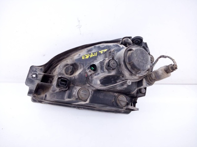 Recambio de faro derecho para hyundai tucson (jm) 2.0 crdi comfort referencia OEM IAM 921022EXXX  E2-B5-48-1