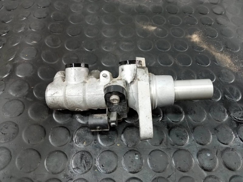 Recambio de bomba freno para volkswagen tiguan (5n2) t1 bmt referencia OEM IAM   P3-B9-4-3