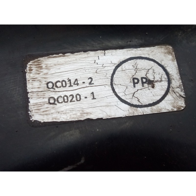 Recambio de mangueta delantera izquierda para hyundai tucson essence bluedrive 2wd referencia OEM IAM 2WDLHD7000  