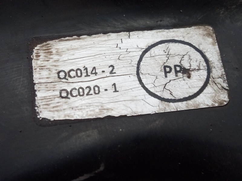 Recambio de mangueta delantera izquierda para hyundai tucson essence bluedrive 2wd referencia OEM IAM 2WDLHD7000  