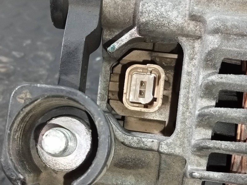 Recambio de alternador para peugeot 407 st confort referencia OEM IAM 9654752880  P3-B6-3-5