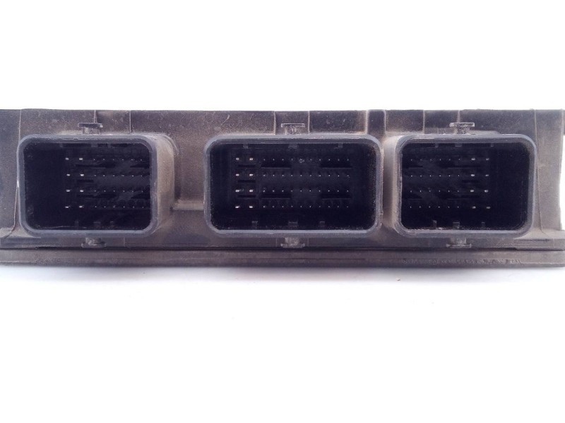 Recambio de centralita motor uce para renault scenic ii authentique referencia OEM IAM 8200334419 8200414354 E2-A1-25-2